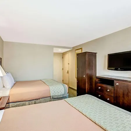 Hillcrest Hotel Near Jfk Airtrain-3